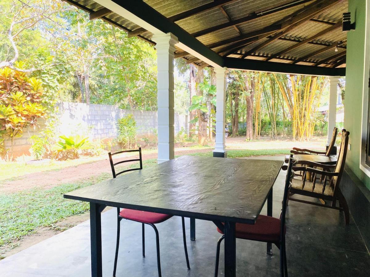 Sigiri Siesta Homestay Sigiriya Exterior foto